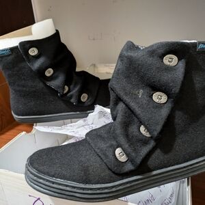 Blowfish Flannel Rabbit Booties / Shoes NWT in box Women's Size 11 Black
